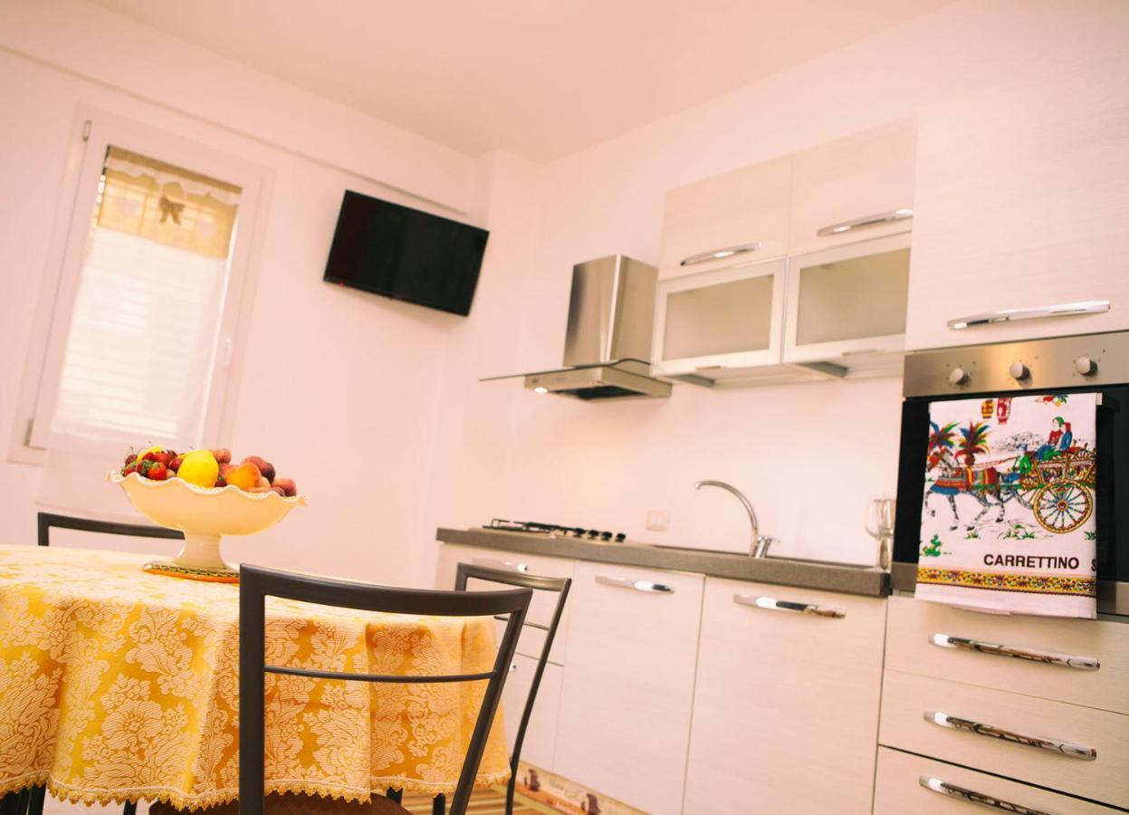 La Trinacria Bed and Breakfast Terrasini Buitenkant foto